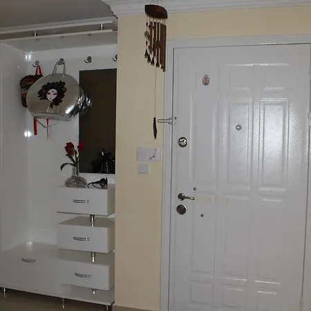 Toros Cekic Apartment *